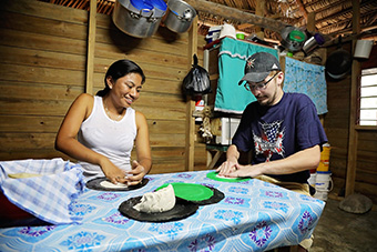 Nick Glass '19 Learns to Make Tortillas