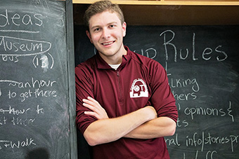 Tom Mahan ’07 returned to McKendree on March 4 to discuss his research with students in the biopsychology capstone class.