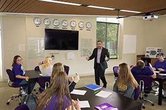 Active Learning Center with Students